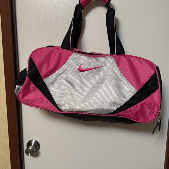 Nike Pink and White Women's Bag - Picture 6 of 6
